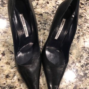 Manila Blahnik black pumps